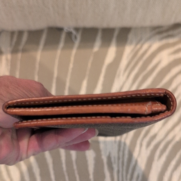 Celine Macadamia Brown Wallet Vintage - Picture 10 of 15